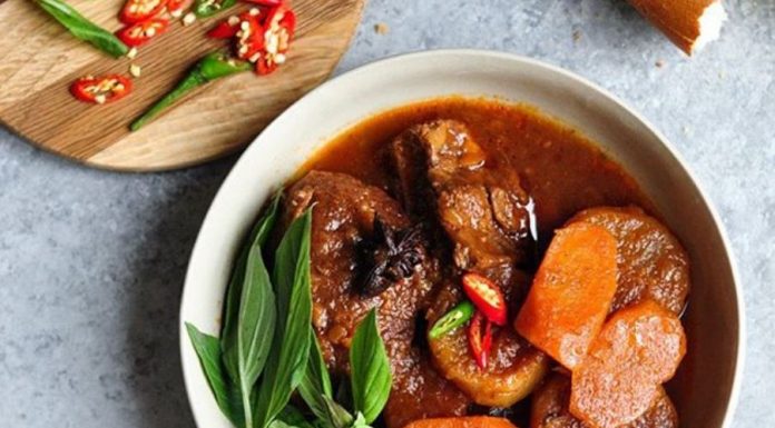 Cách nấu bò kho bánh mì của miền Tây ngon như thế nào?