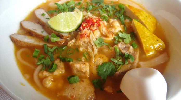 Những món bánh canh nổi tiếng nhất định nên thử một lần cach-nau-banh-canh-cua-tai-nha-1