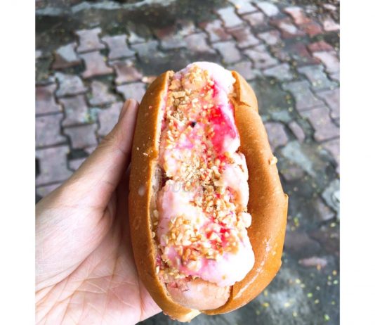 mon-banh-mi-kep-kem-truoc-cong-truong-5