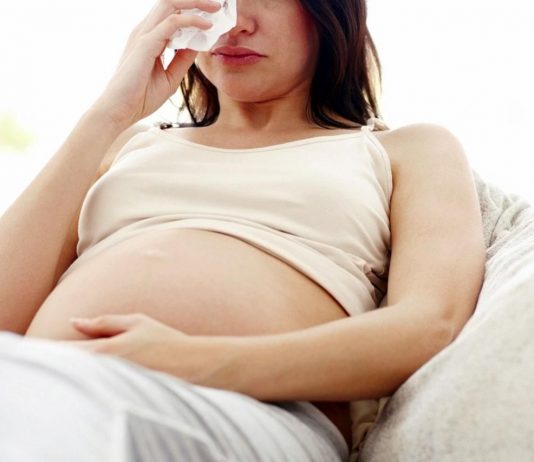 tam-ly-me-bau-cung-anh-huong-den-thai-nhi-me-co-biet-2