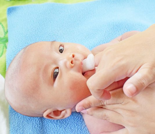 cach-ro-luoi-cho-be-3