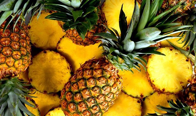 Cách phân biệt giữa trái thơm trái khóm mà trước giờ hay nhầm lẫn trai-thom-4