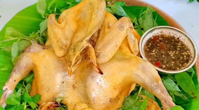 Cách làm gà nổ muối hột thơm ngon, mọng nước với nước chấm đậm đà bằng nồi