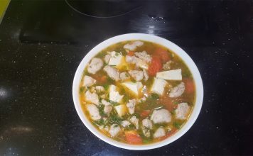 Cách nấu canh mọc chua ngọt đậm đà cho bữa cơm cả nhà thêm hương vị