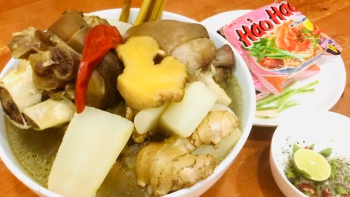 cach-nau-lau-bo-ham-sa-thom-nuc-mui-thit-bo-mem-nhu-nguoi-mien-tay-202102031322496511