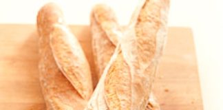 Bánh mì Baguette – Biểu tượng ẩm thực Pháp