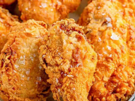 Cách làm gà rán Hàn Quốc kết hợp với 3 hương vị nước sốt đậm đà, sánh vị, khiến bạn không thể cưỡng lại